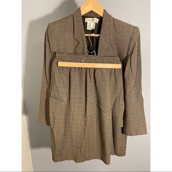 Anne Klein ll Set - Picture 1 of 5
